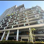 Skystays360 Kl, 60Th Floor - Close To Klcc Trx 2-Bedroom 2 Bathrooms