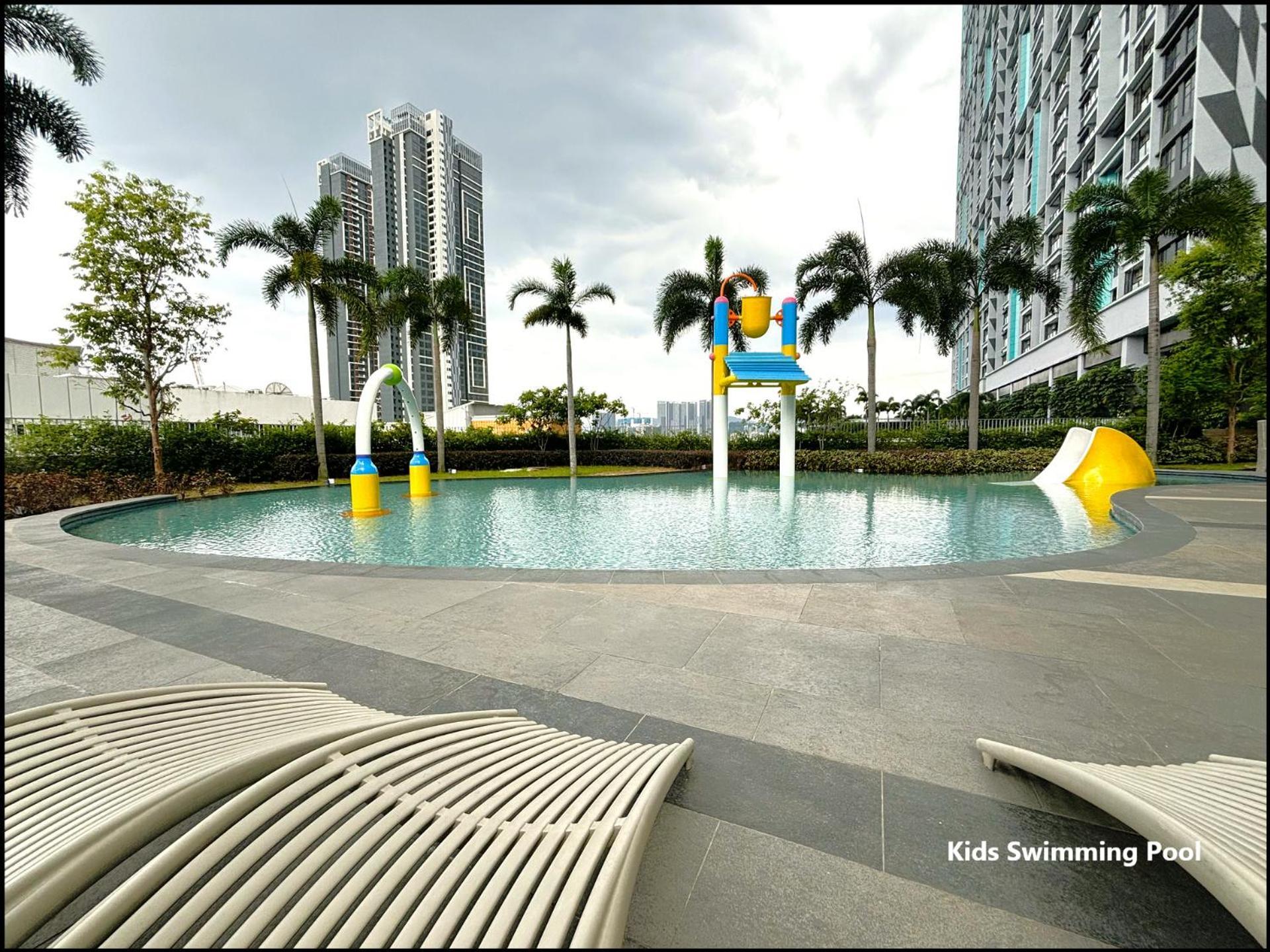 Skystays360 Kl, 60th Floor - Close To Klcc Trx 2-bedroom 2 Bathrooms