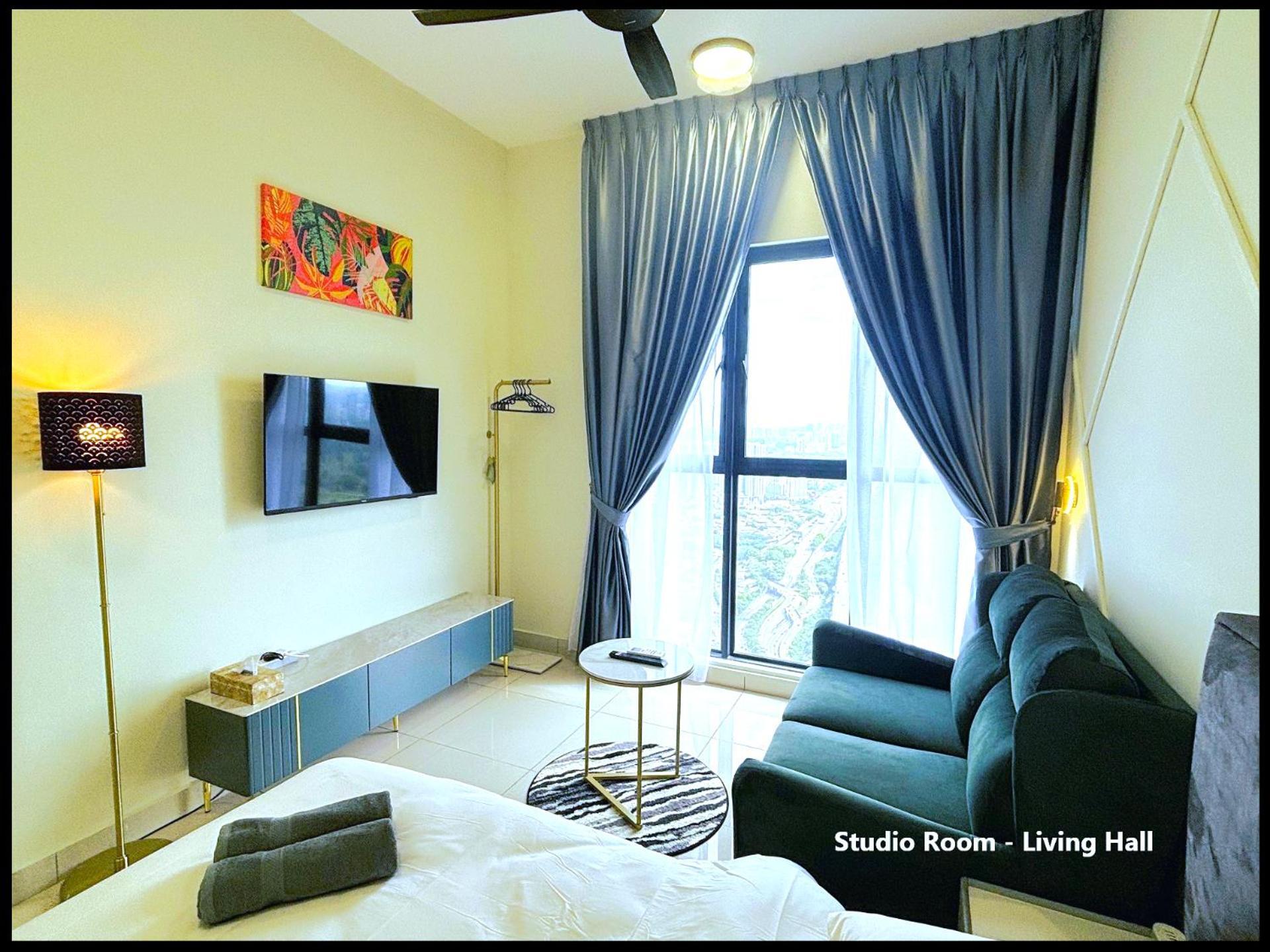 Skystays360 Kl, 60th Floor - Close To Klcc Trx 2-bedroom 2 Bathrooms * Kuala Lumpur